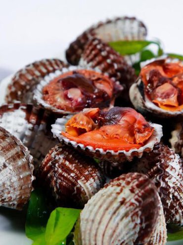 Thương nhớ hương vị sò huyết đầm Ô Loan