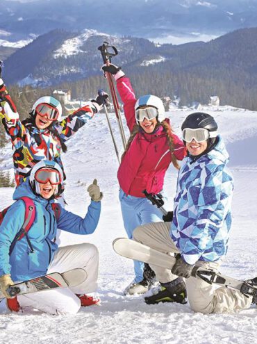 Vì sao bạn nên một lần trong đời trải nghiệm trượt tuyết ngày hè ở Úc?